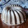 Flower bundt pan
