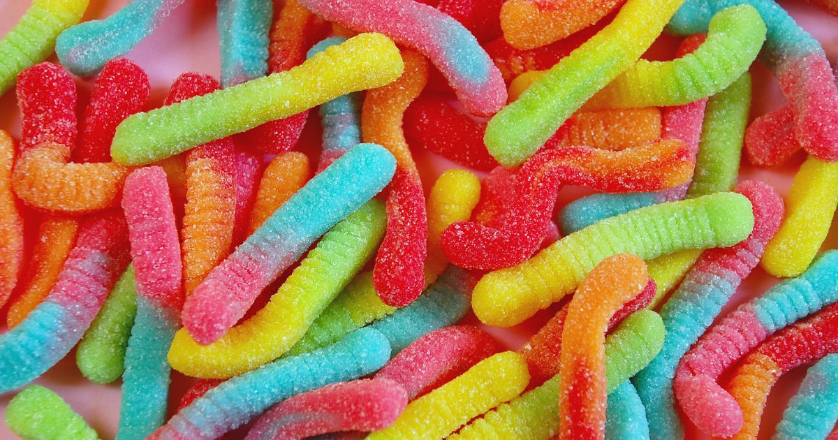 Jelly Babies en Suur wurms