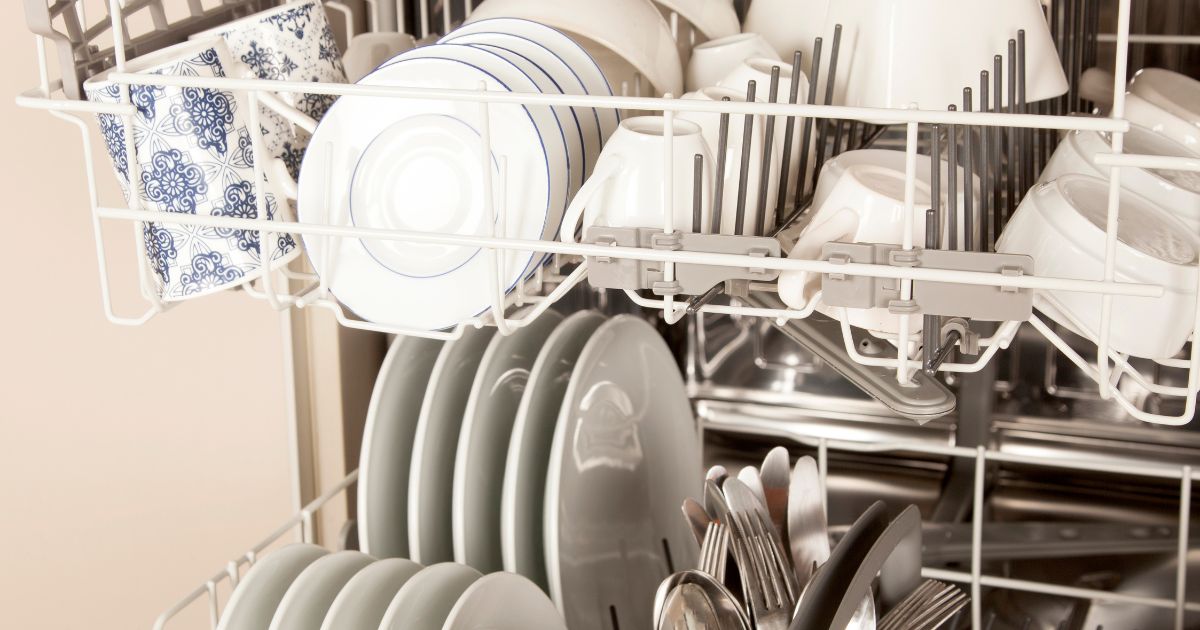 Skottelgoed wasser seep